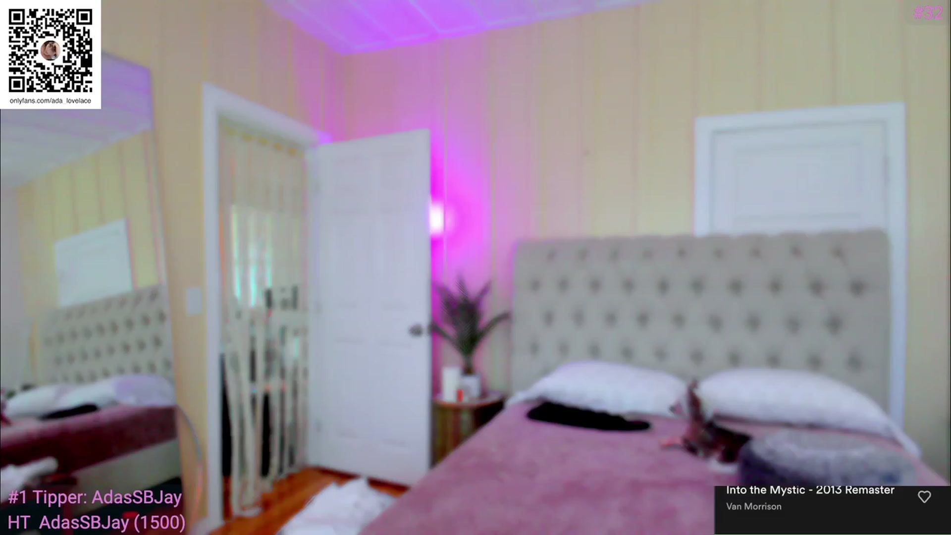 Gallery image thumbnail from ada_lovelace's myfreecams stream on, 04/19/2023, 01:59 image 18 of 20