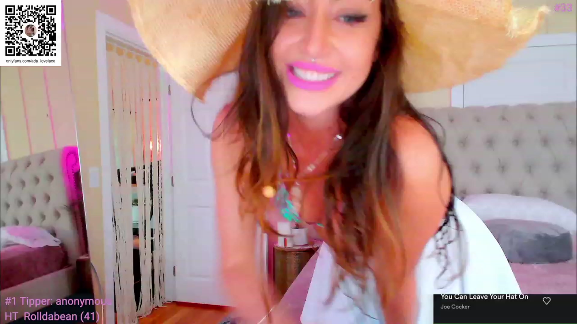 Gallery image thumbnail from ada_lovelace's myfreecams stream on, 04/19/2023, 18:03 image 20 of 20
