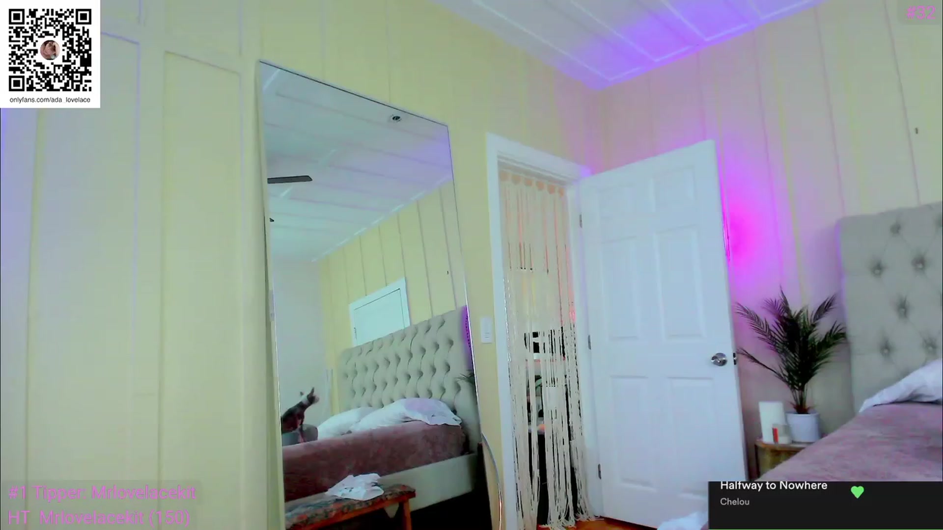 Gallery image thumbnail from ada_lovelace's myfreecams stream on, 04/19/2023, 20:13 image 7 of 20
