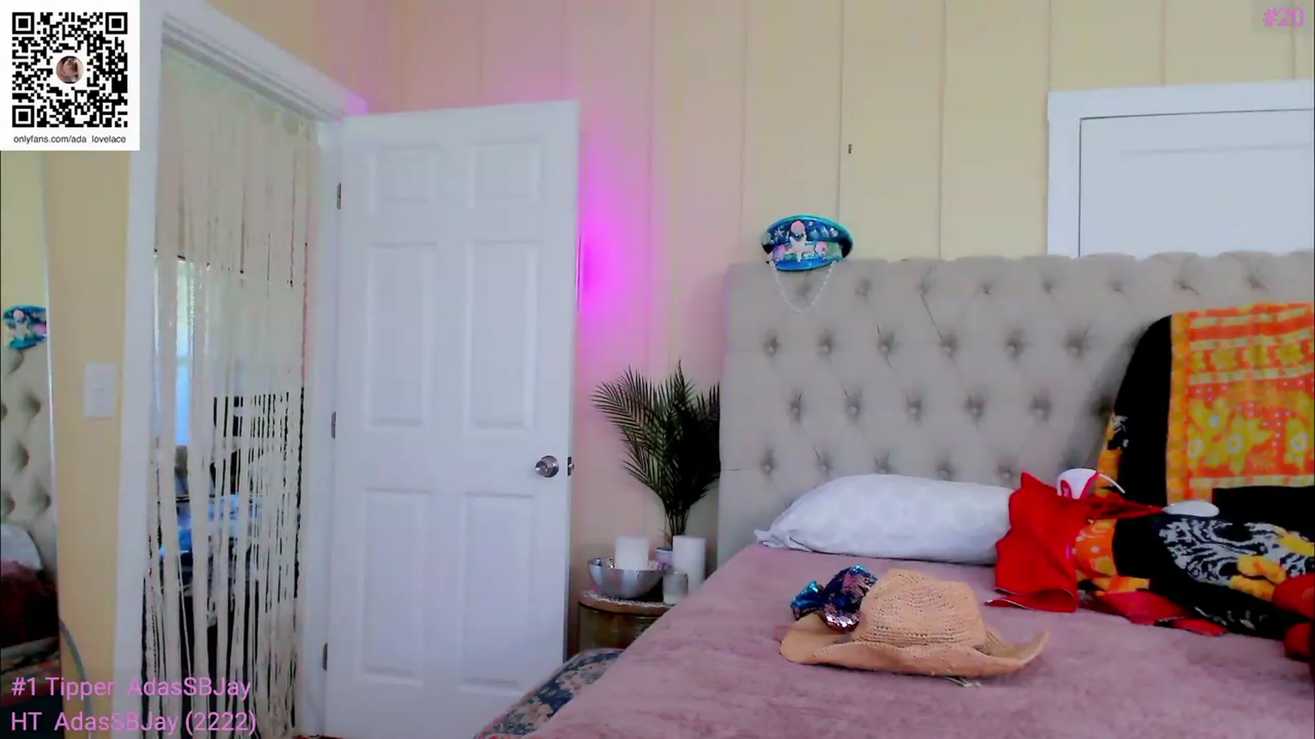 Gallery image thumbnail from ada_lovelace's myfreecams stream on, 05/02/2023, 02:15 image 16 of 20