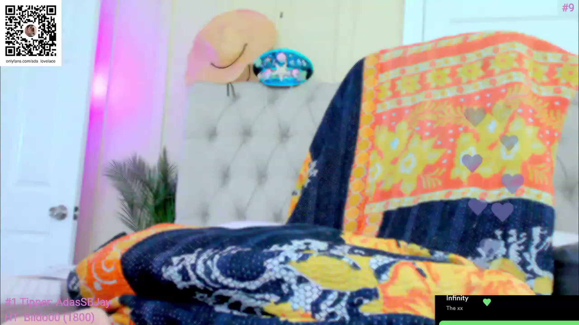 Gallery image thumbnail from ada_lovelace's myfreecams stream on, 05/06/2023, 24:44 image 6 of 20