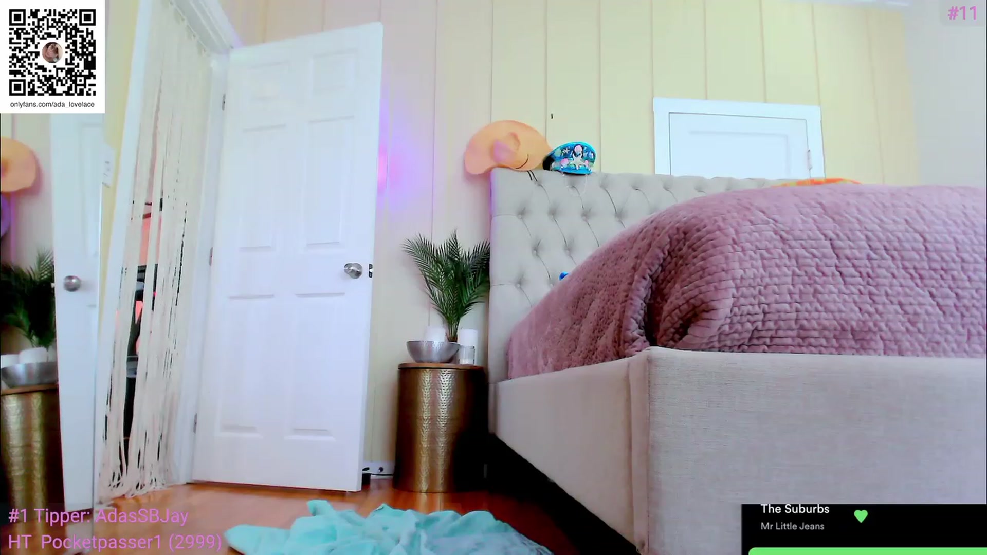 Gallery image thumbnail from ada_lovelace's myfreecams stream on, 05/07/2023, 01:19 image 5 of 20