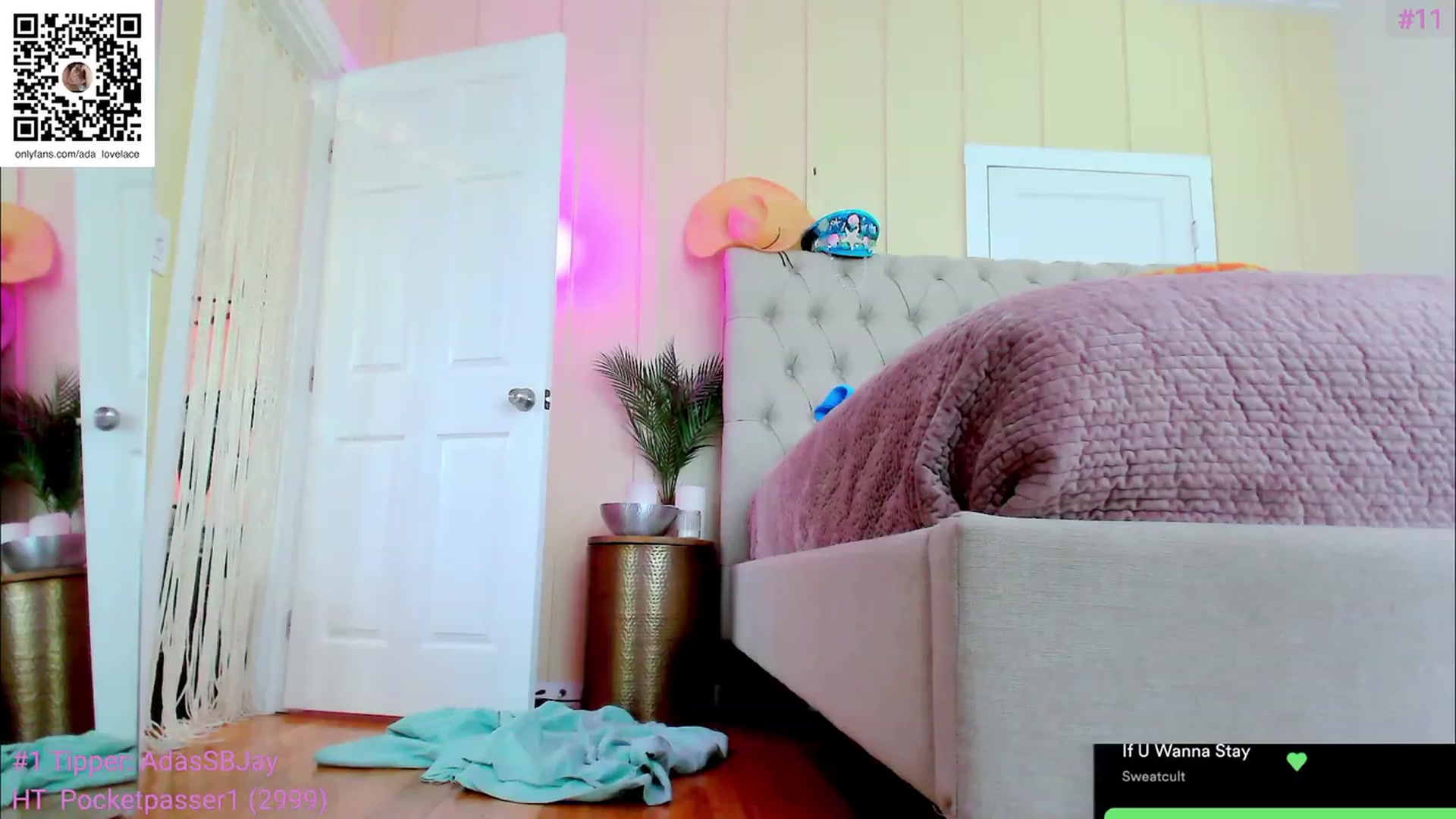 Gallery image thumbnail from ada_lovelace's myfreecams stream on, 05/07/2023, 01:19 image 4 of 20