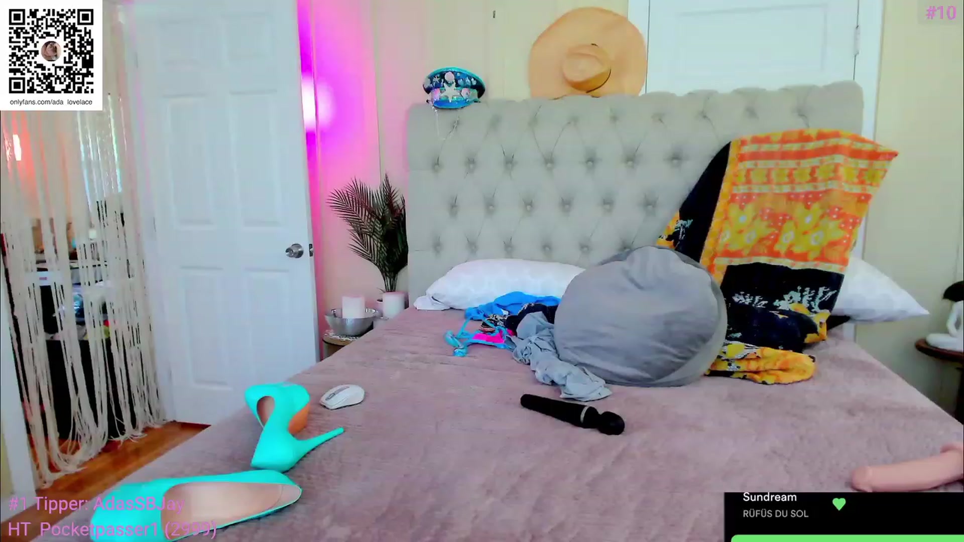 Gallery image thumbnail from ada_lovelace's myfreecams stream on, 05/07/2023, 03:17 image 10 of 20