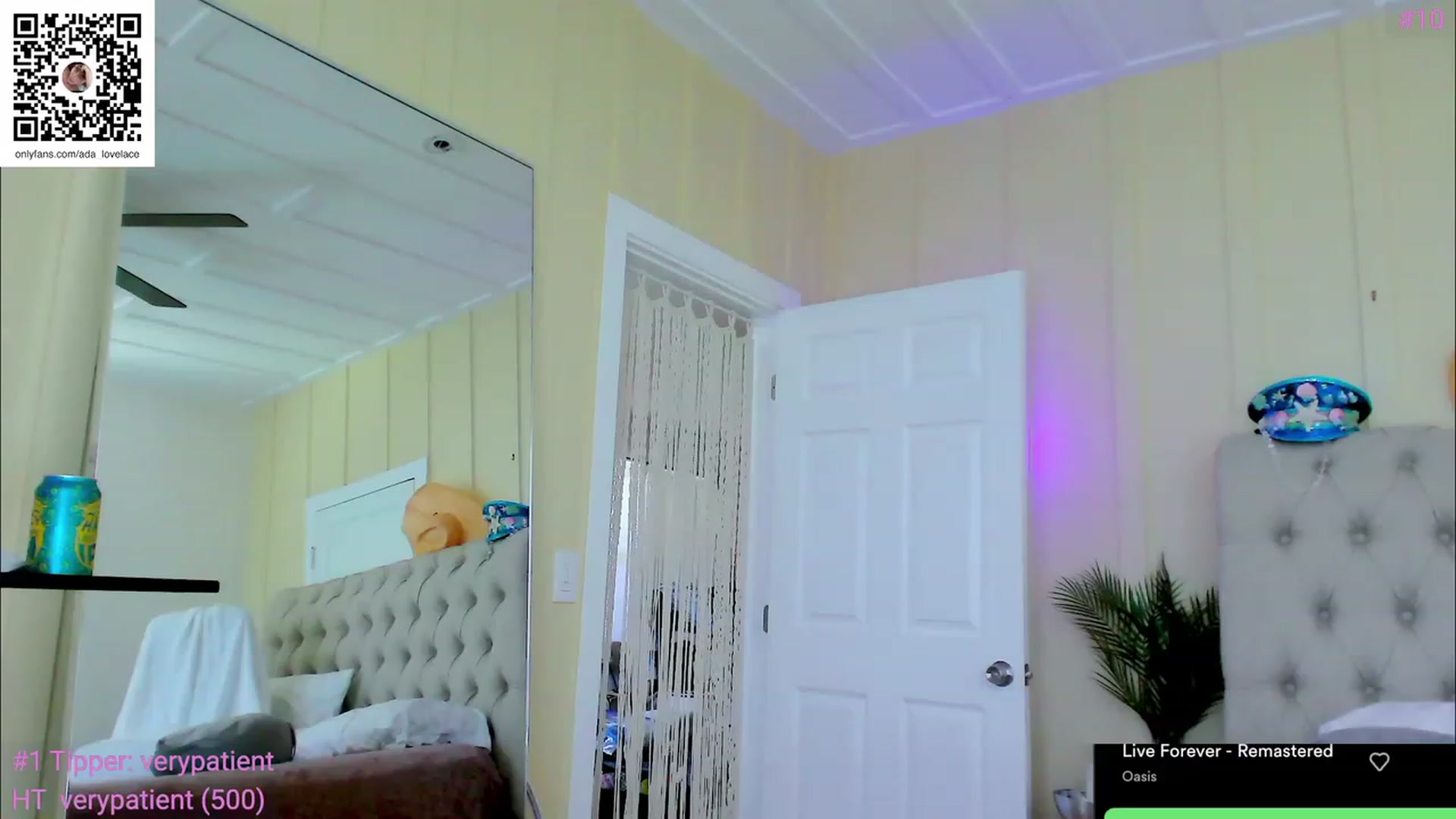 Gallery image thumbnail from ada_lovelace's myfreecams stream on, 05/08/2023, 19:41 image 4 of 20