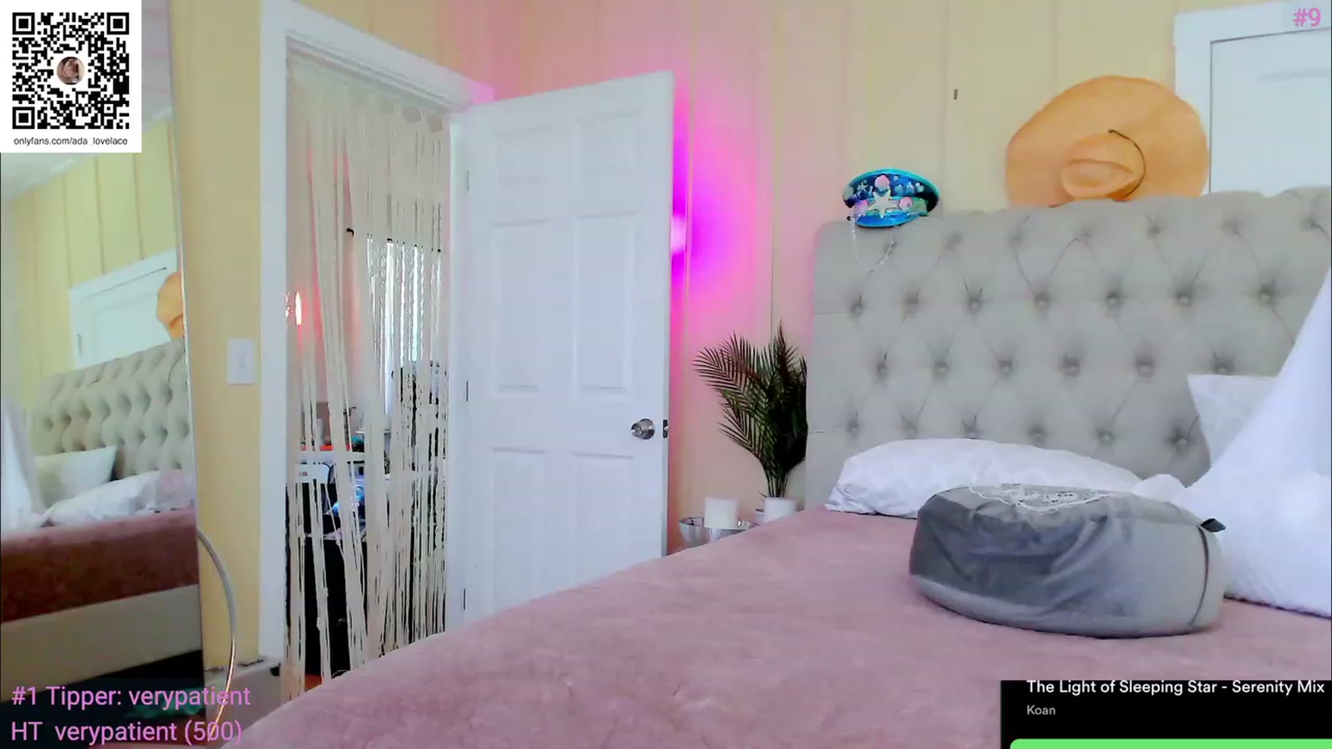 Gallery image thumbnail from ada_lovelace's myfreecams stream on, 05/08/2023, 20:10 image 13 of 20