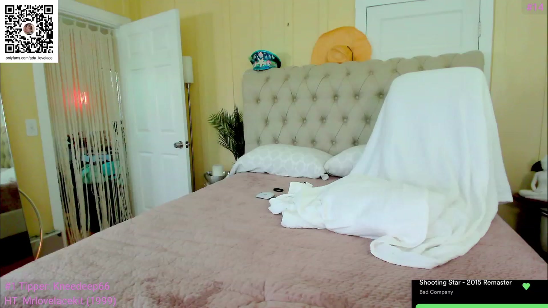Gallery image thumbnail from ada_lovelace's myfreecams stream on, 05/16/2023, 23:56 image 3 of 20