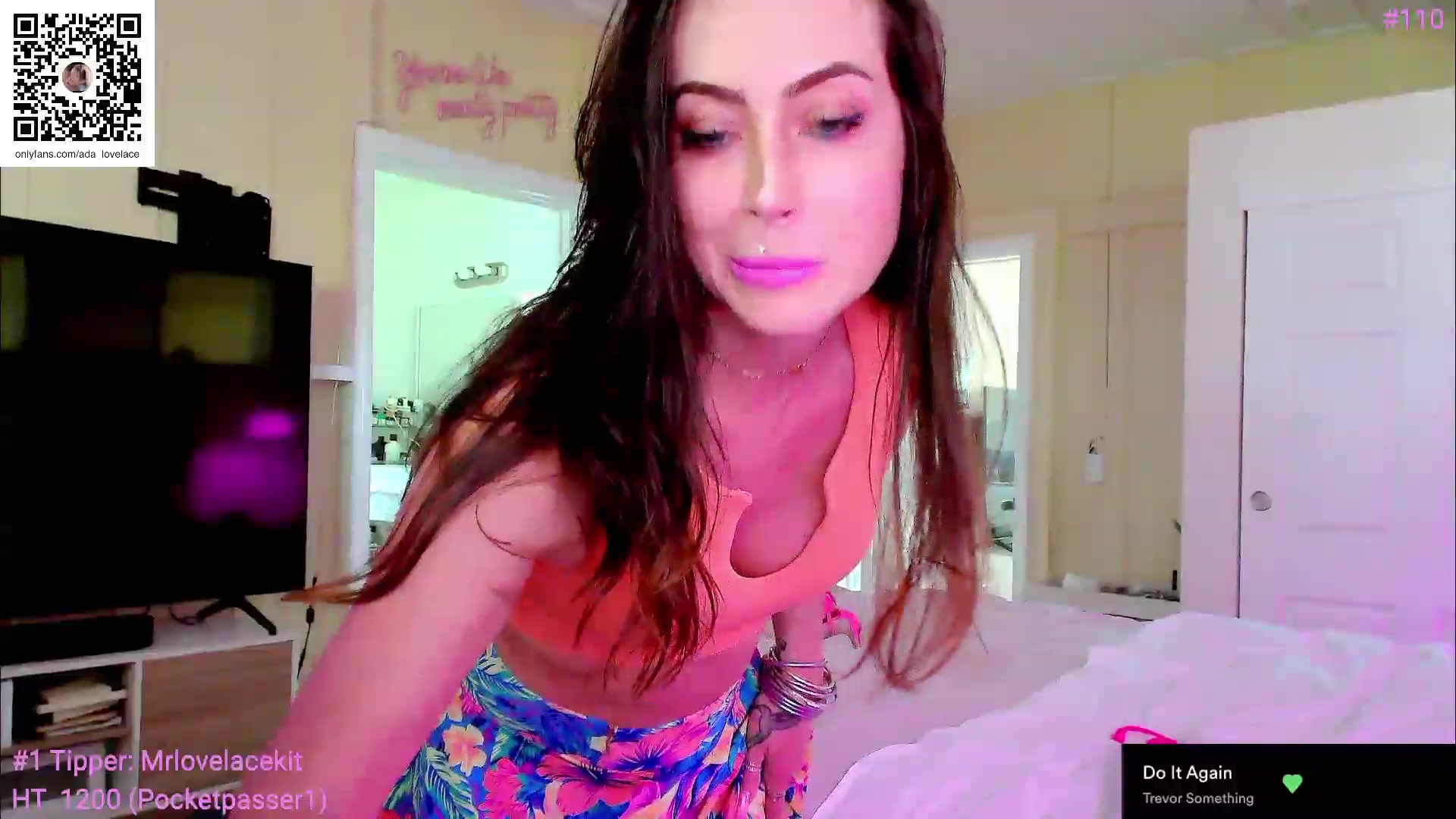 Gallery image thumbnail from ada_lovelace's myfreecams stream on, 06/07/2023, 23:11 image 16 of 20