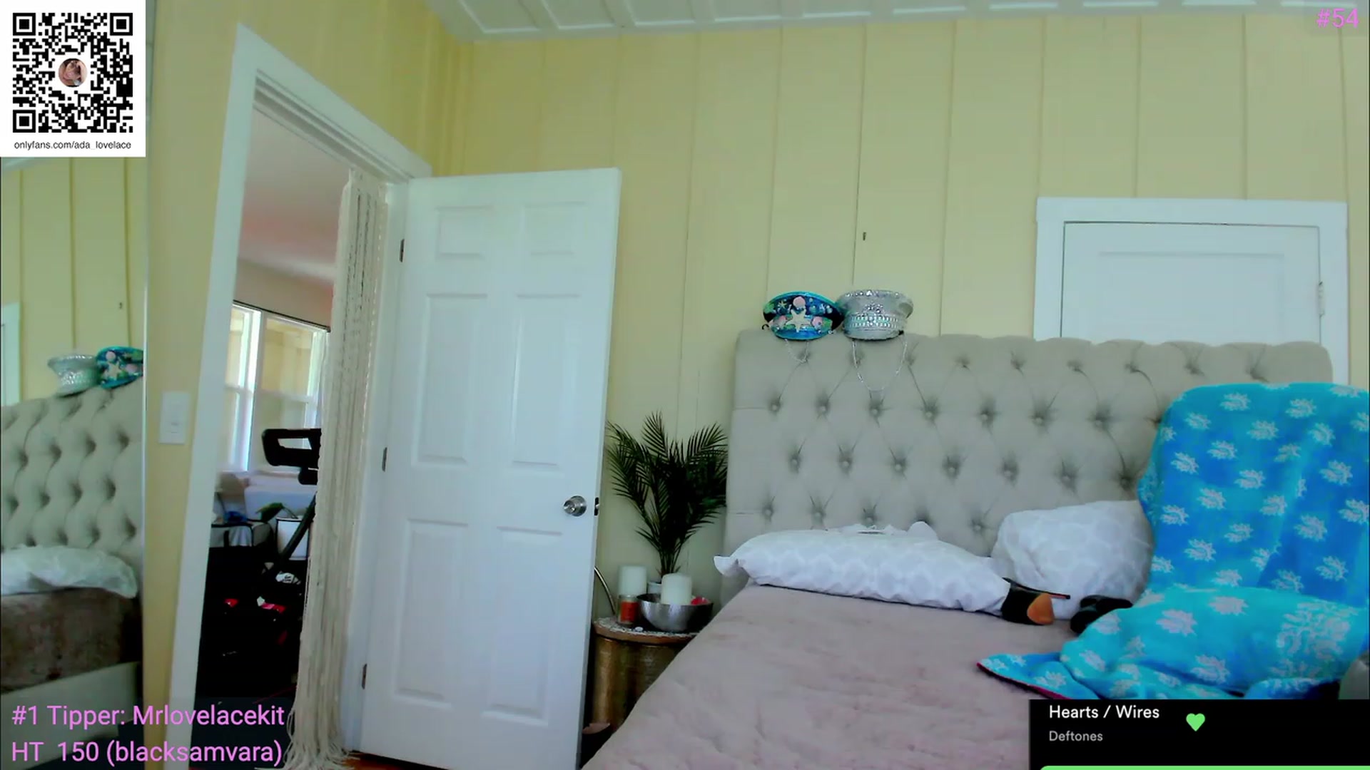 Gallery image thumbnail from ada_lovelace's myfreecams stream on, 06/16/2023, 24:36 image 3 of 20