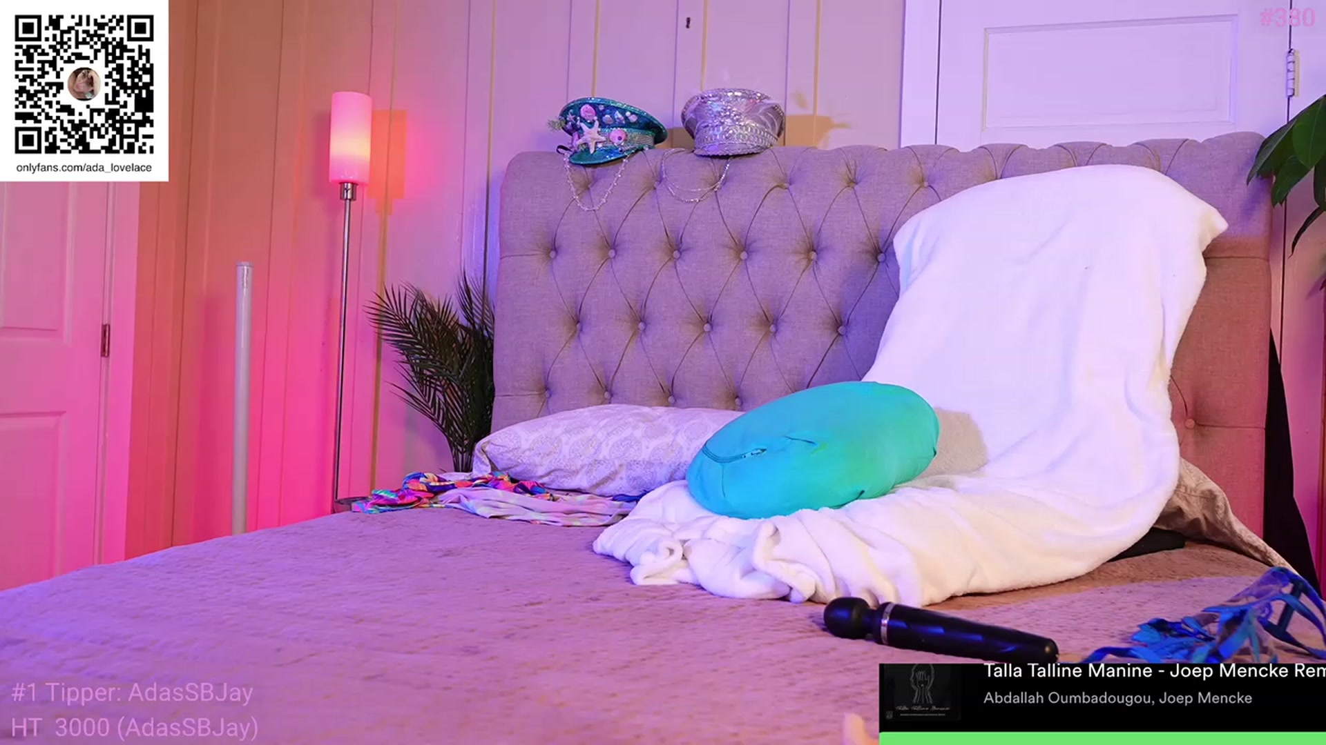 Gallery image thumbnail from ada_lovelace's myfreecams stream on, 07/26/2023, 01:35 image 18 of 20
