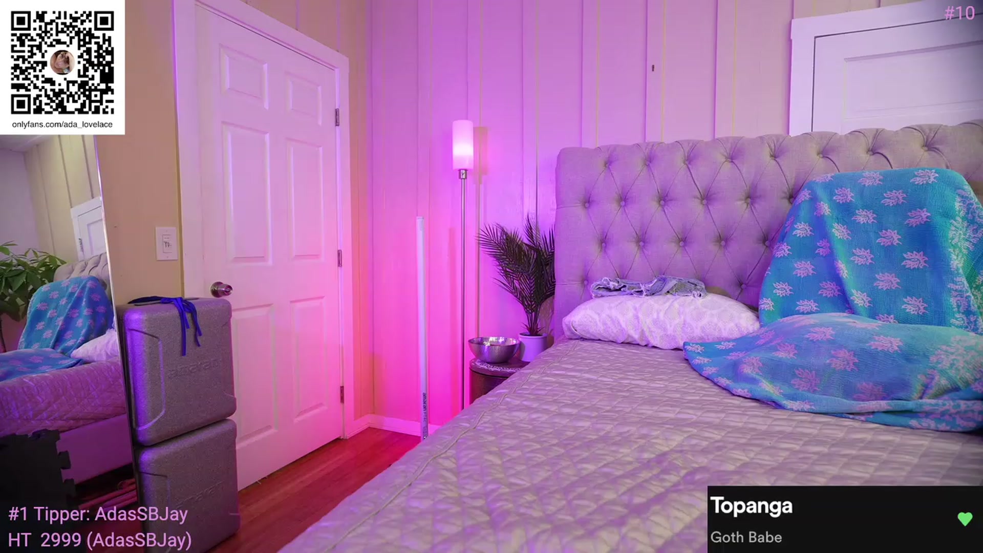Gallery image thumbnail from ada_lovelace's myfreecams stream on, 08/03/2023, 21:48 image 8 of 20