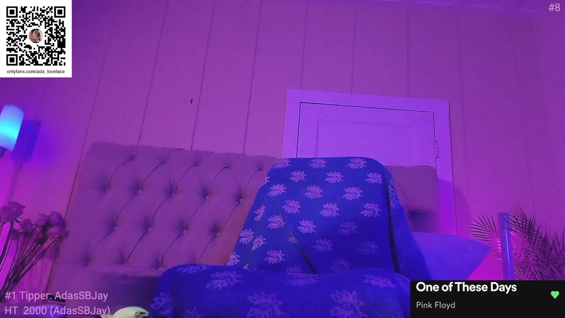 Gallery image thumbnail from ada_lovelace's myfreecams stream on, 08/16/2023, 07:15 image 8 of 20
