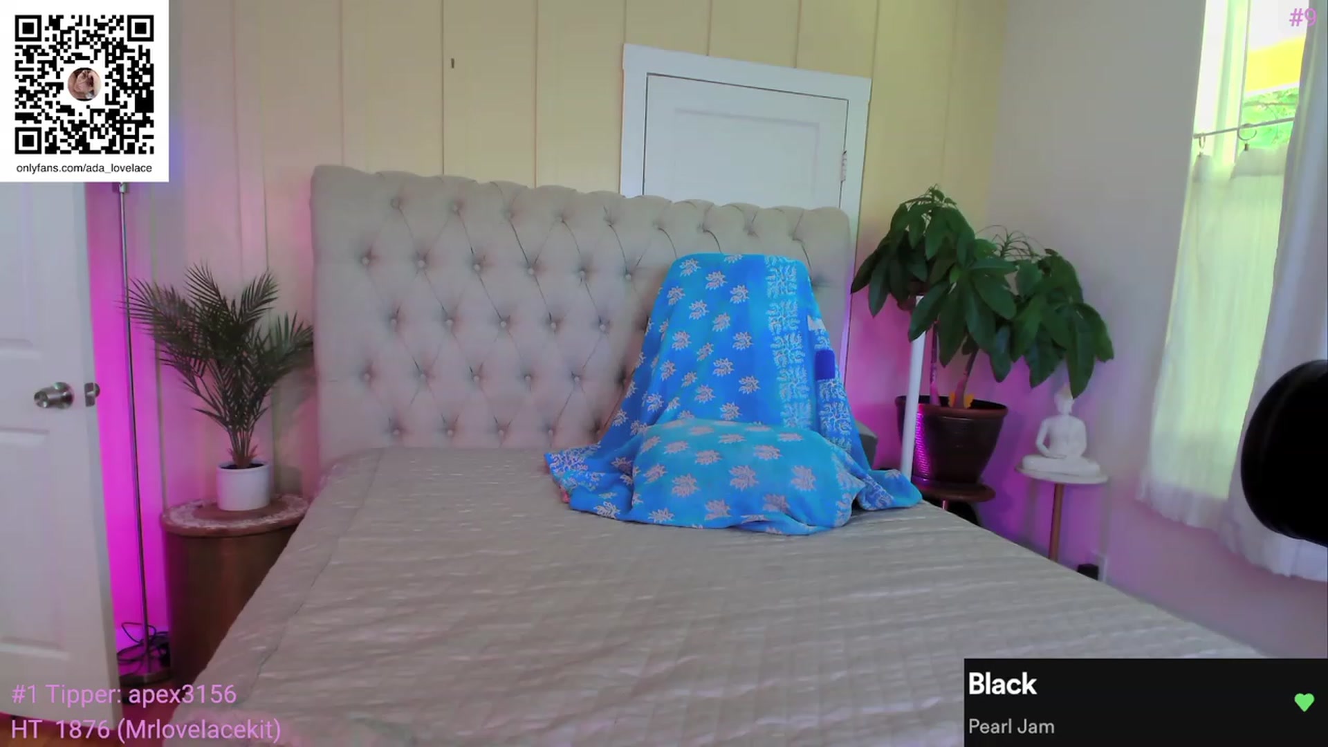 Gallery image thumbnail from ada_lovelace's myfreecams stream on, 08/22/2023, 22:52 image 9 of 20