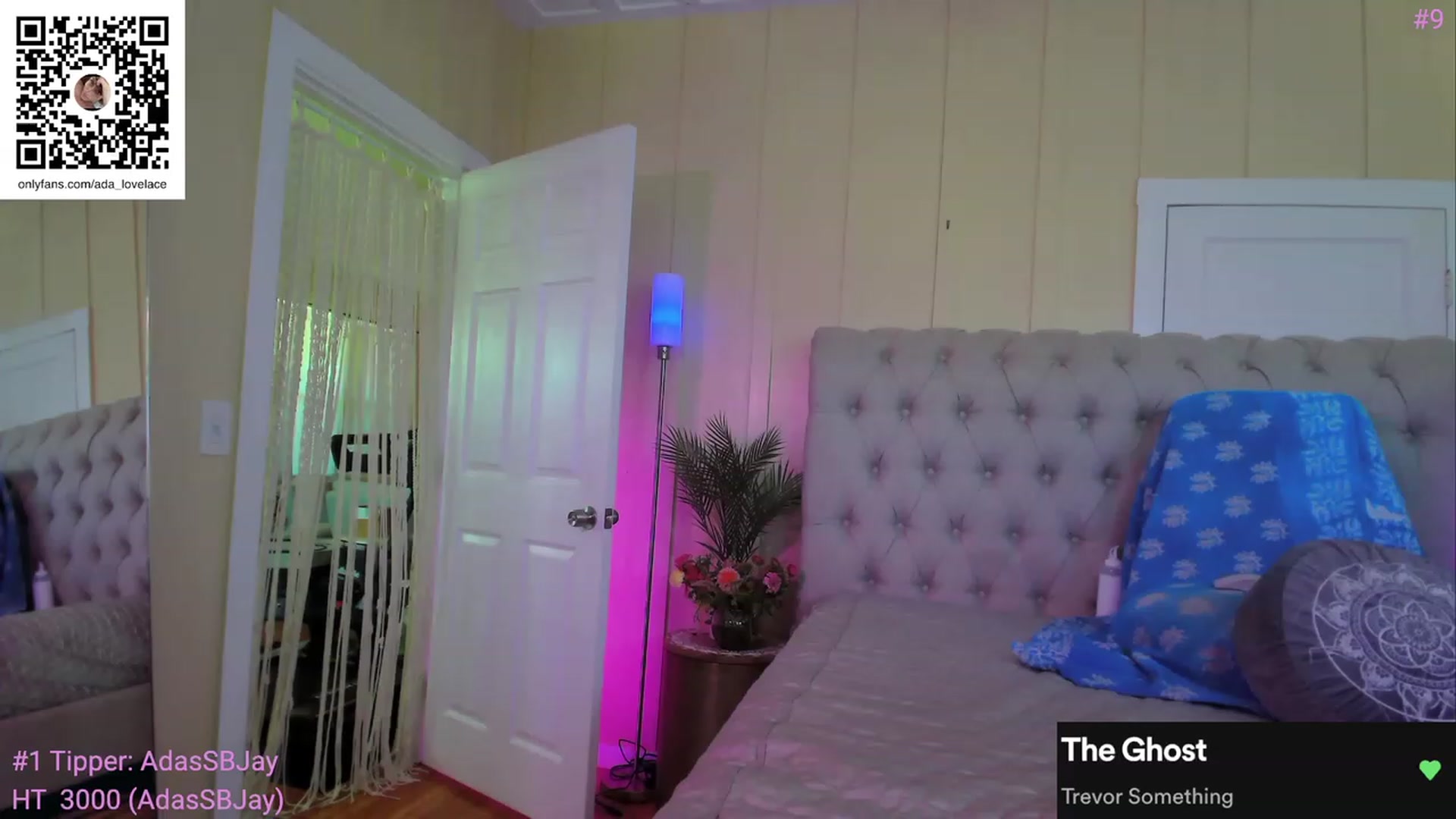 Gallery image thumbnail from ada_lovelace's myfreecams stream on, 08/25/2023, 24:40 image 14 of 20