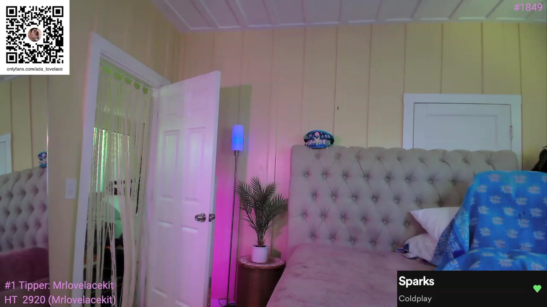 Gallery image thumbnail from ada_lovelace's myfreecams stream on, 09/07/2023, 22:51 image 10 of 20