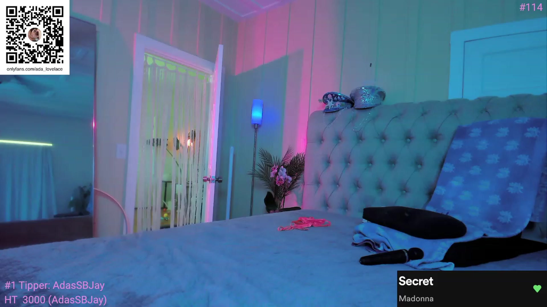 Gallery image thumbnail from ada_lovelace's myfreecams stream on, 10/03/2023, 01:31 image 15 of 20