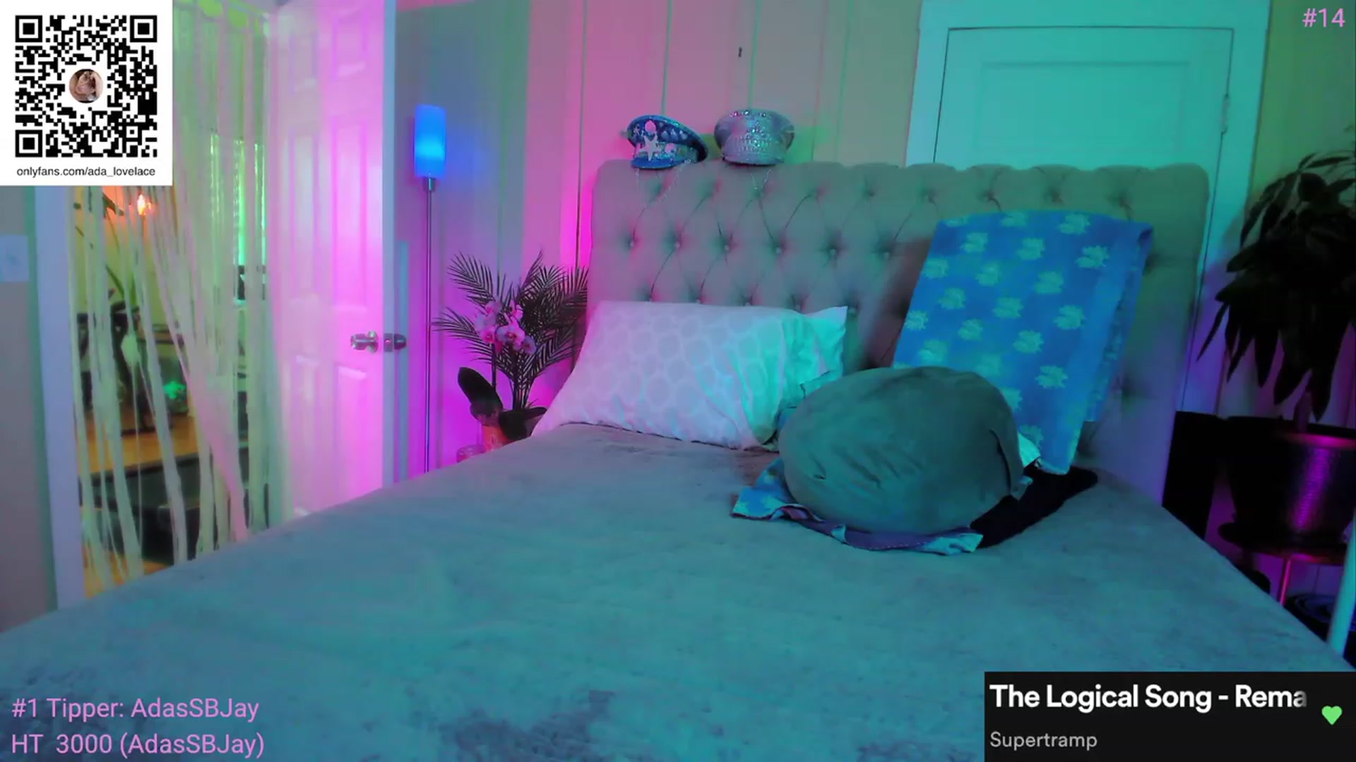 Gallery image thumbnail from ada_lovelace's myfreecams stream on, 10/06/2023, 24:06 image 11 of 20