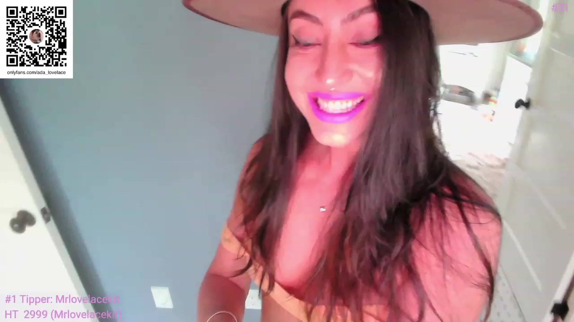 Gallery image thumbnail from ada_lovelace's myfreecams stream on, 10/27/2023, 21:44 image 1 of 20