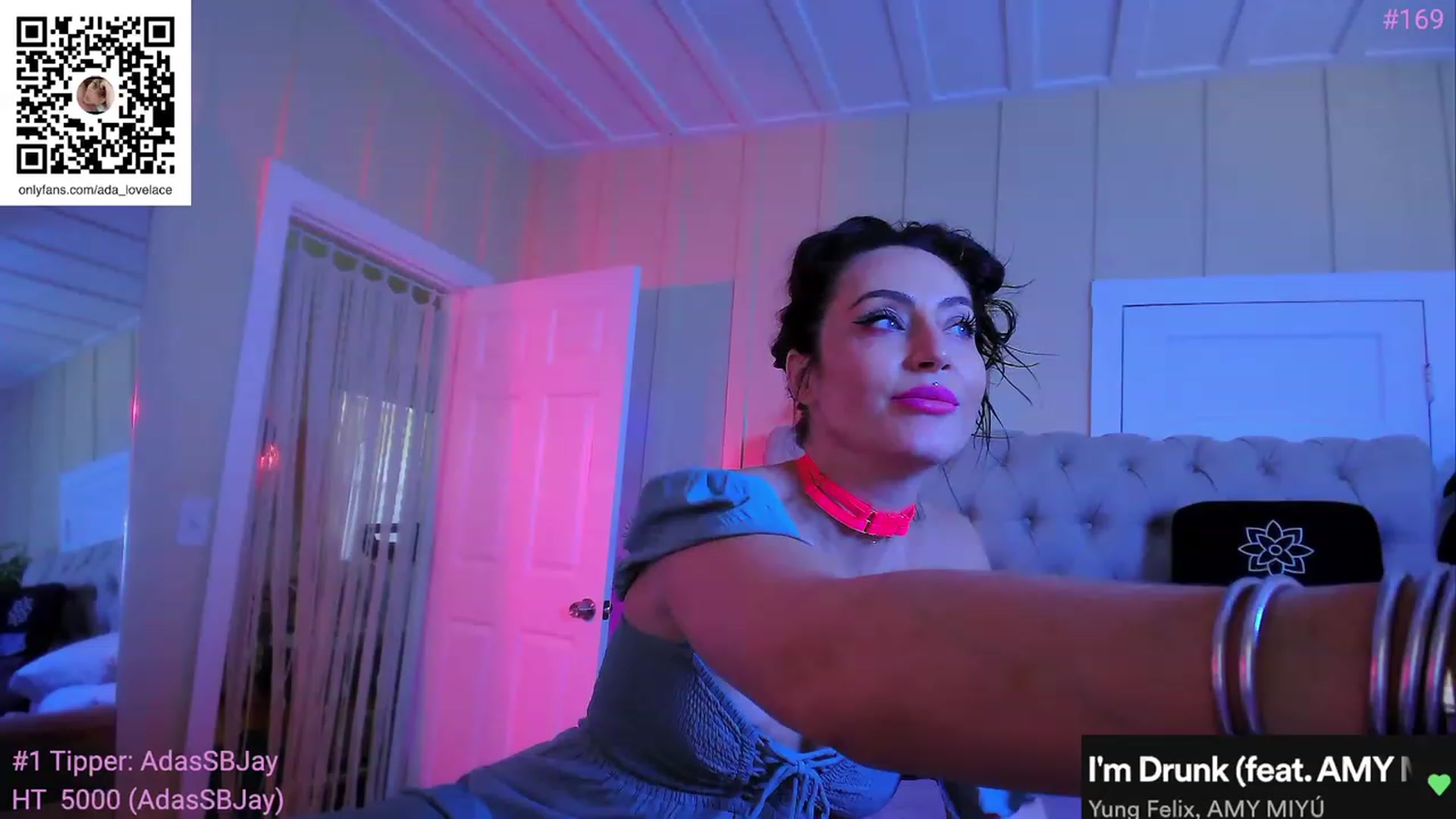 Gallery image thumbnail from ada_lovelace's myfreecams stream on, 11/22/2023, 22:35 image 19 of 20