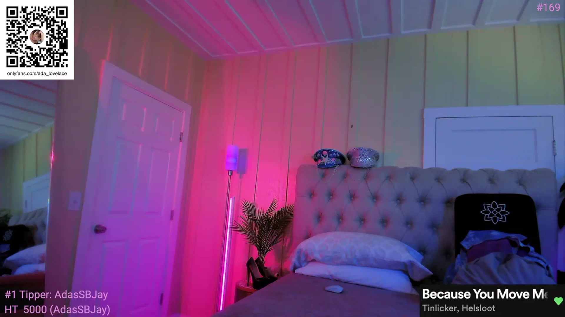 Gallery image thumbnail from ada_lovelace's myfreecams stream on, 11/22/2023, 22:35 image 17 of 20