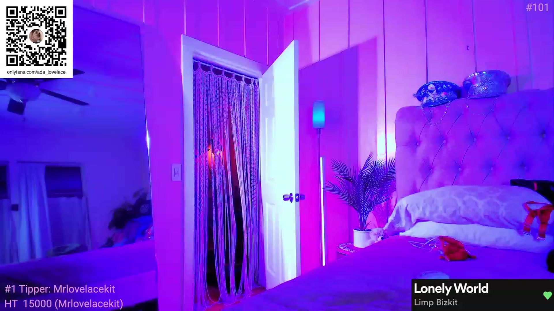 Gallery image thumbnail from ada_lovelace's myfreecams stream on, 11/24/2023, 04:20 image 9 of 20