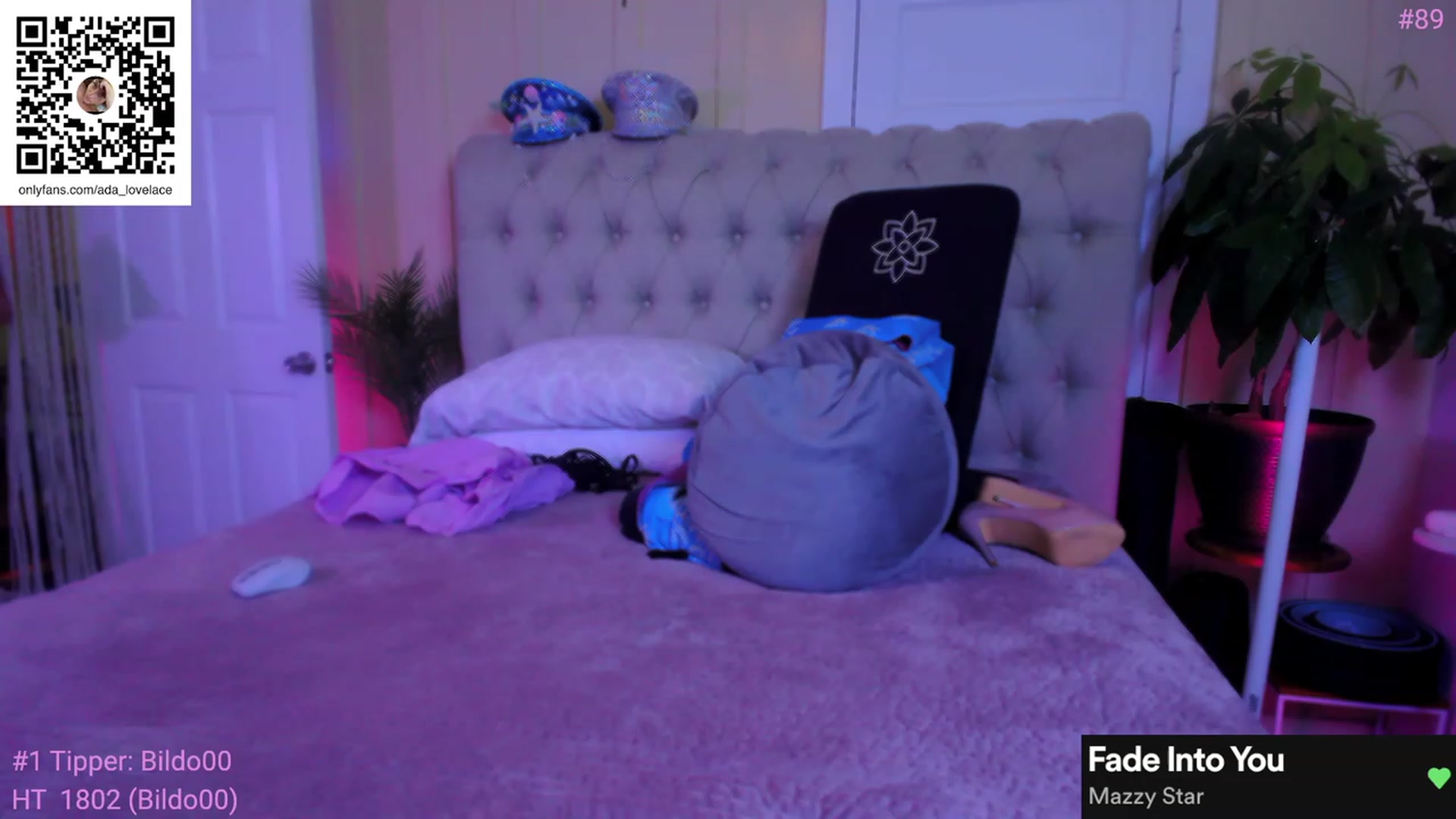 Gallery image thumbnail from ada_lovelace's myfreecams stream on, 11/26/2023, 02:55 image 19 of 20