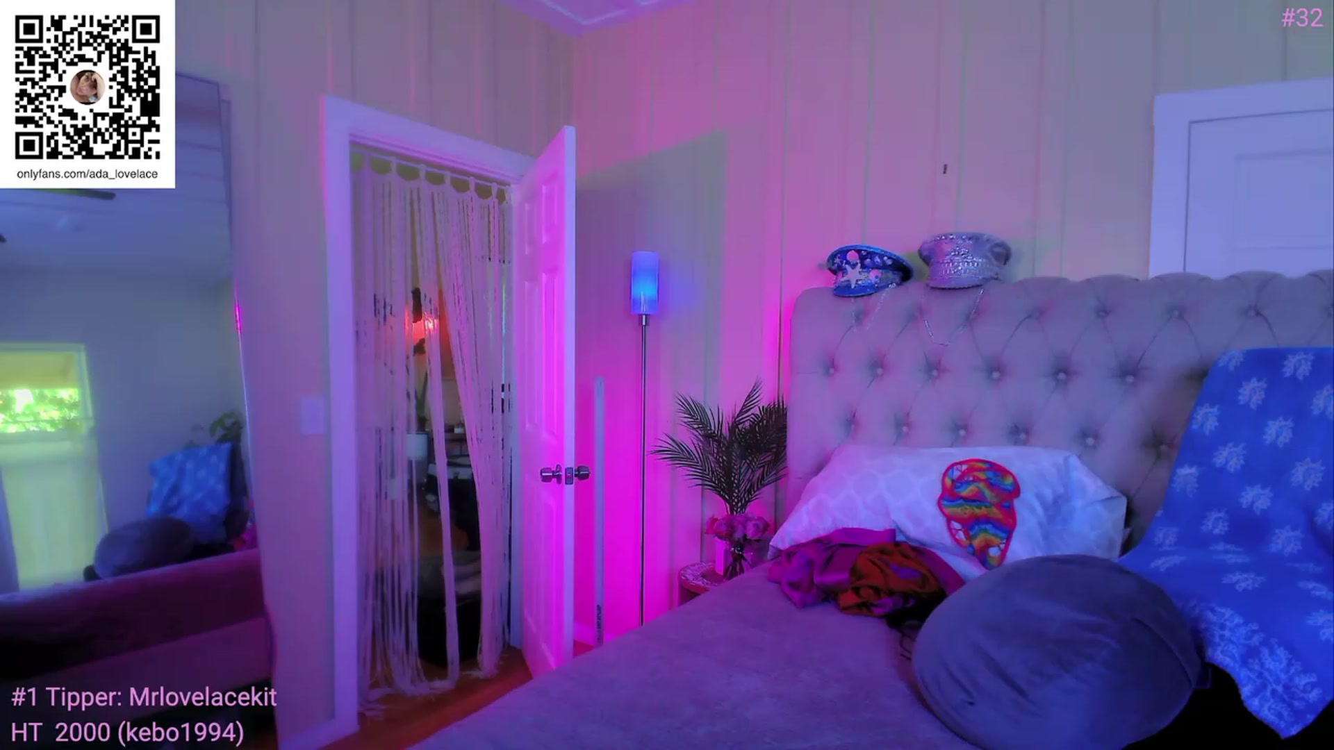 Gallery image thumbnail from ada_lovelace's myfreecams stream on, 12/06/2023, 24:03 image 20 of 20