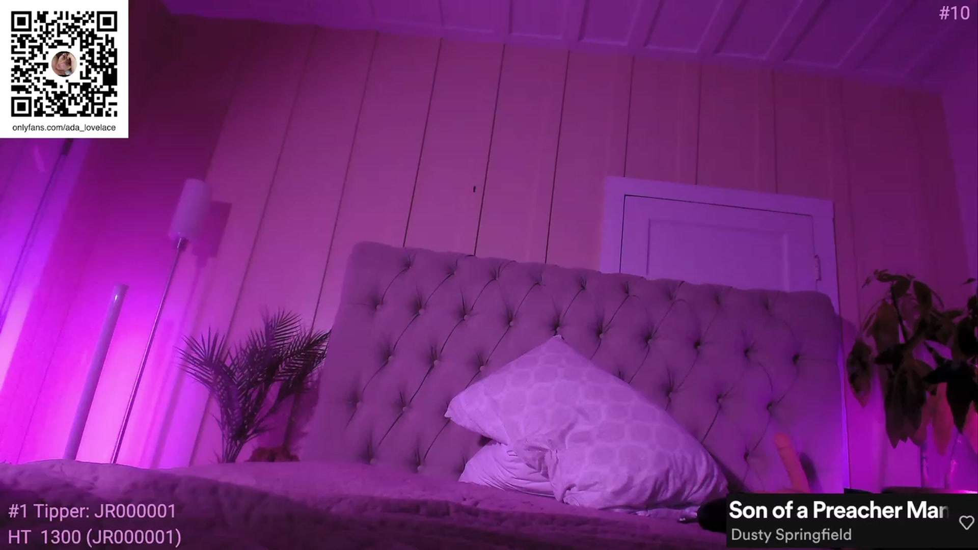 Gallery image thumbnail from ada_lovelace's myfreecams stream on, 12/20/2023, 04:56 image 15 of 20