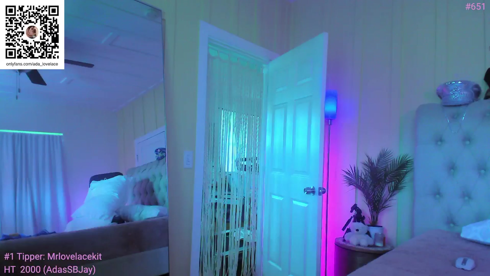 Gallery image thumbnail from ada_lovelace's myfreecams stream on, 02/05/2024, 24:04 image 9 of 20