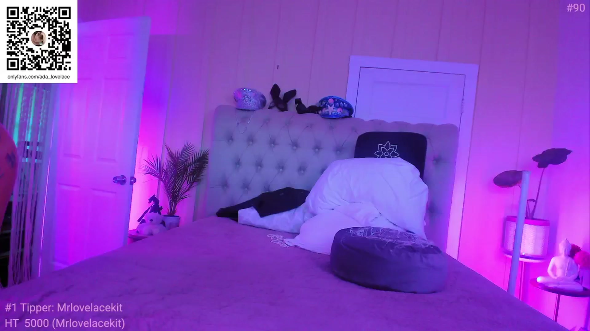 Gallery image thumbnail from ada_lovelace's myfreecams stream on, 02/09/2024, 03:42 image 18 of 20