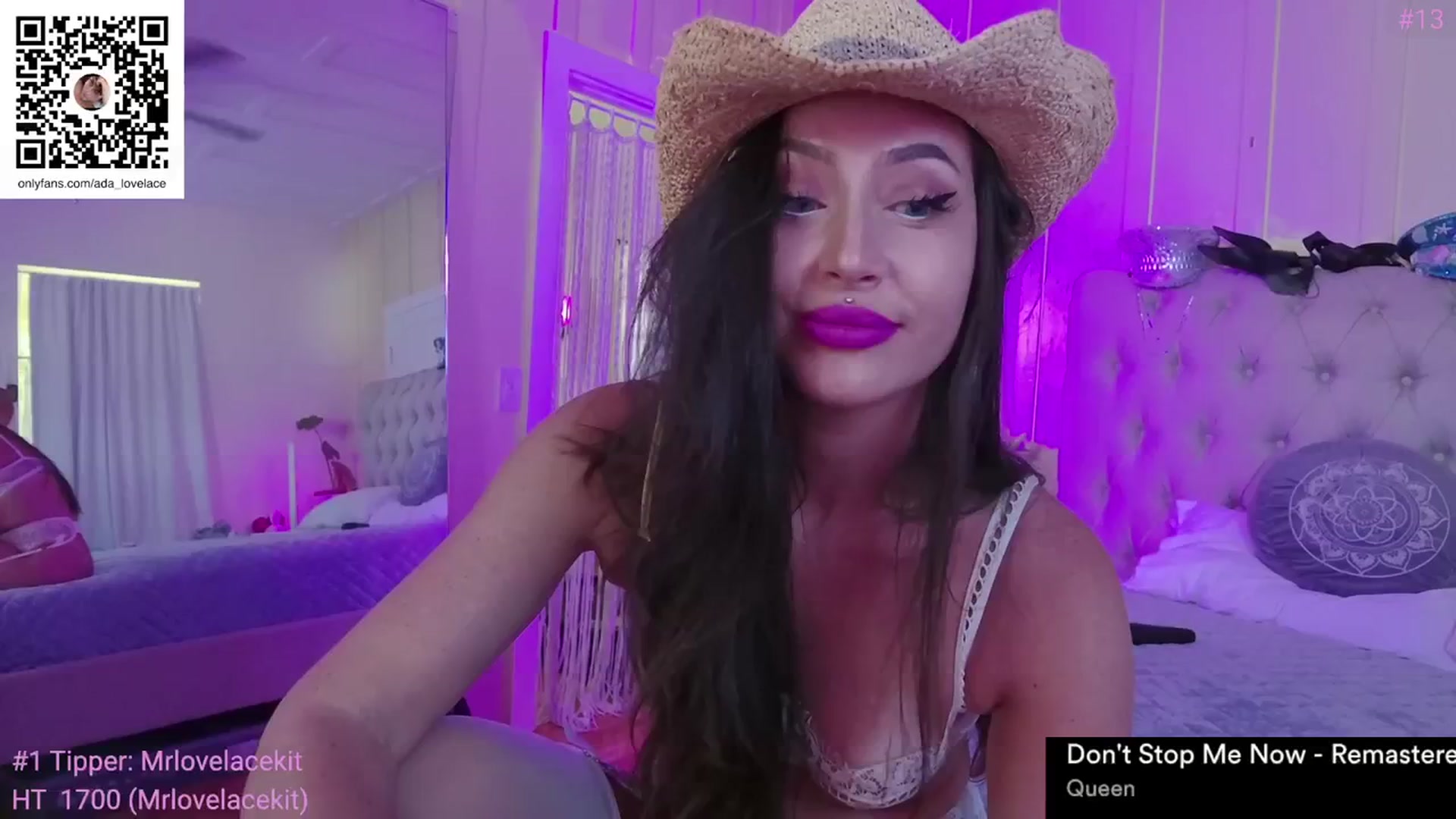 Gallery image thumbnail from ada_lovelace's myfreecams stream on, 02/18/2024, 03:46 image 17 of 20