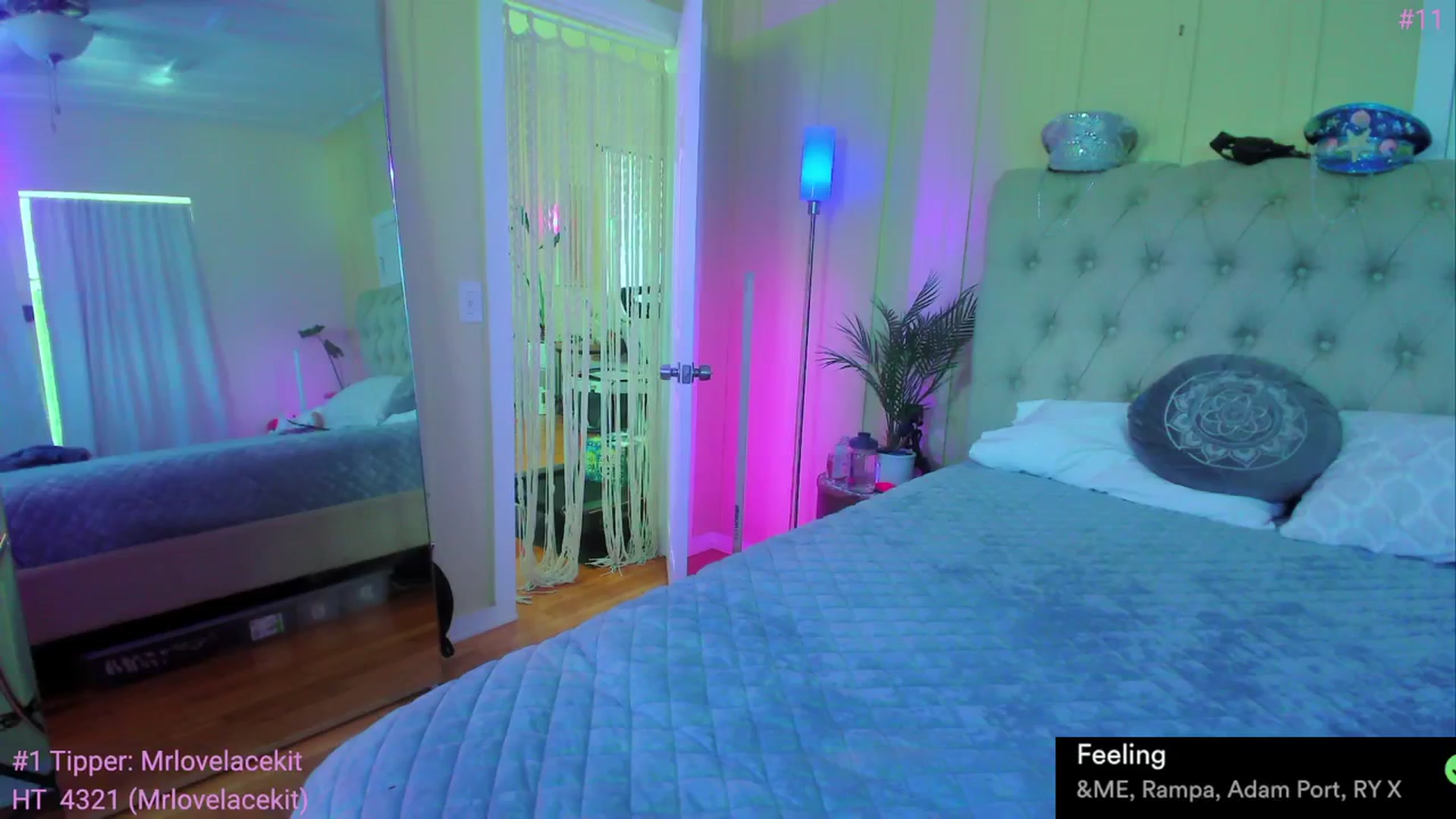Gallery image thumbnail from ada_lovelace's myfreecams stream on, 02/27/2024, 03:54 image 5 of 20