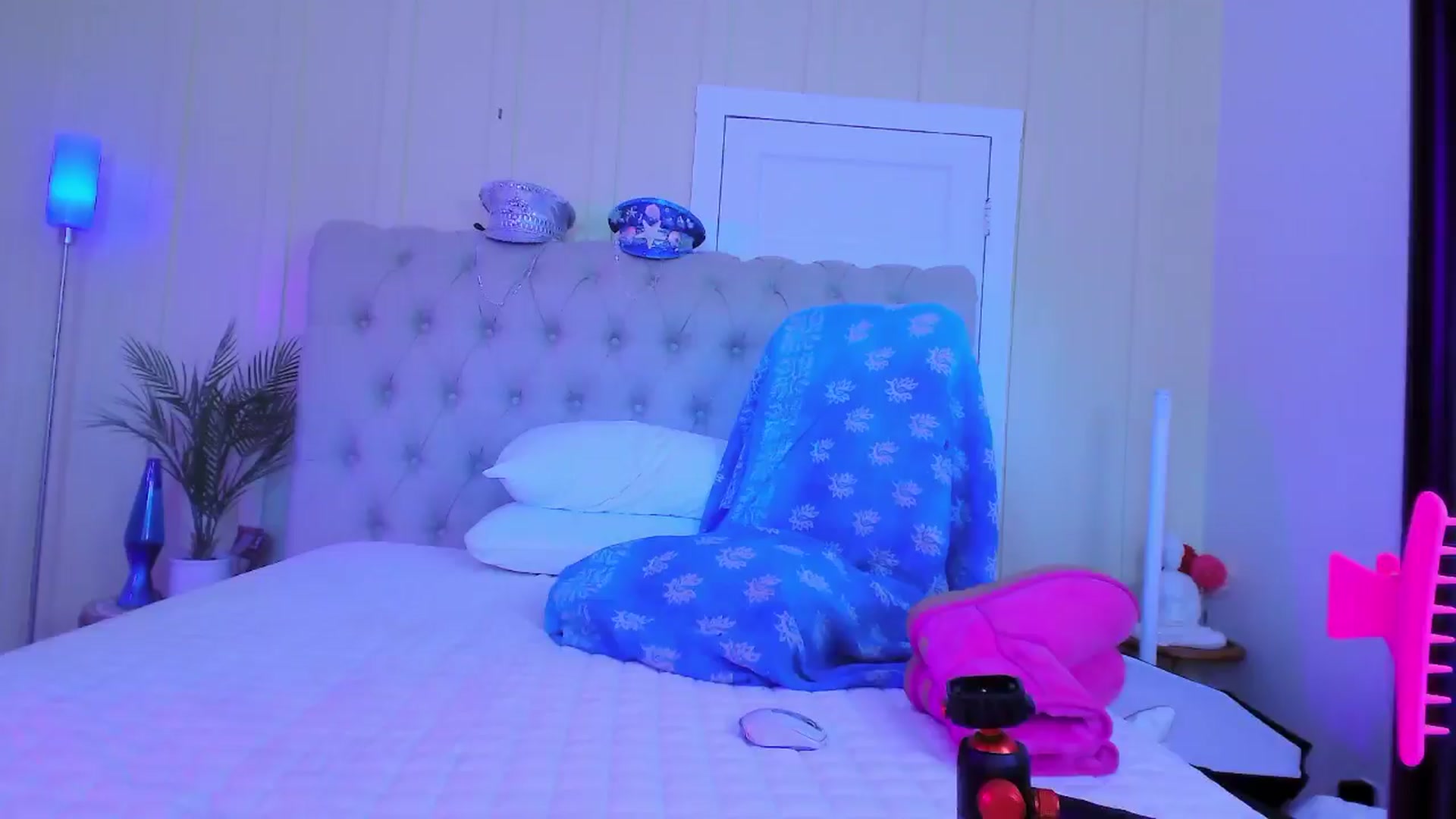 Gallery image thumbnail from ada_lovelace's myfreecams stream on, 05/24/2024, 01:26 image 16 of 20