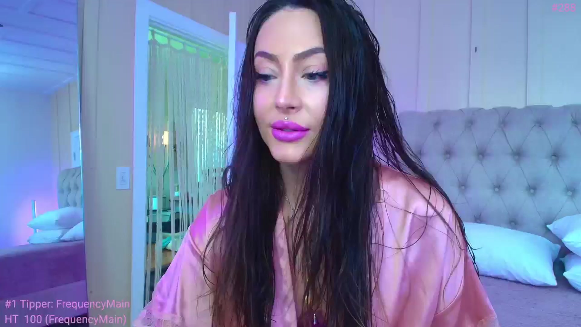 Gallery image thumbnail from ada_lovelace's myfreecams stream on, 06/19/2024, 23:17 image 1 of 20