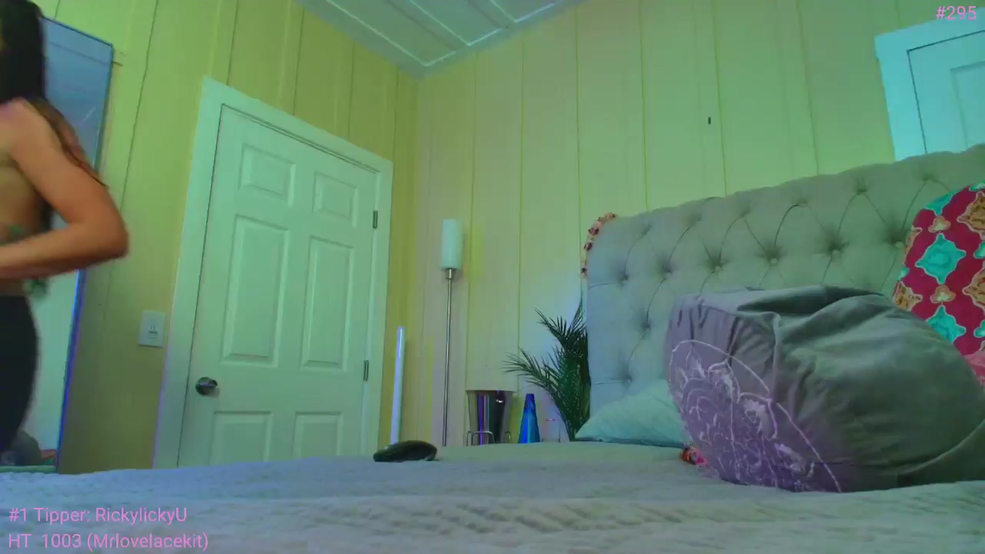 Gallery image thumbnail from ada_lovelace's myfreecams stream on, 09/04/2024, 24:02 image 19 of 20