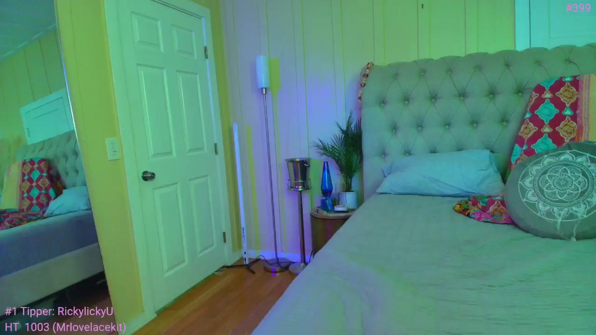 Gallery image thumbnail from ada_lovelace's myfreecams stream on, 09/04/2024, 24:02 image 10 of 20