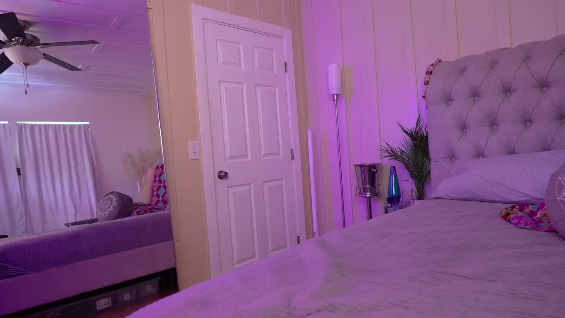 Gallery image thumbnail from ada_lovelace's myfreecams stream on, 09/04/2024, 24:02 image 12 of 20