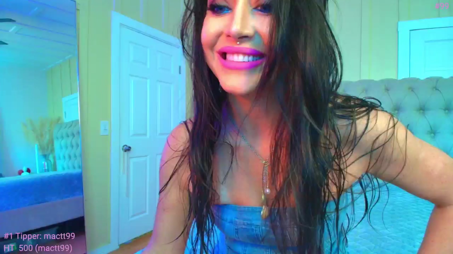Gallery image thumbnail from ada_lovelace's myfreecams stream on, 09/13/2024, 24:14 image 3 of 20