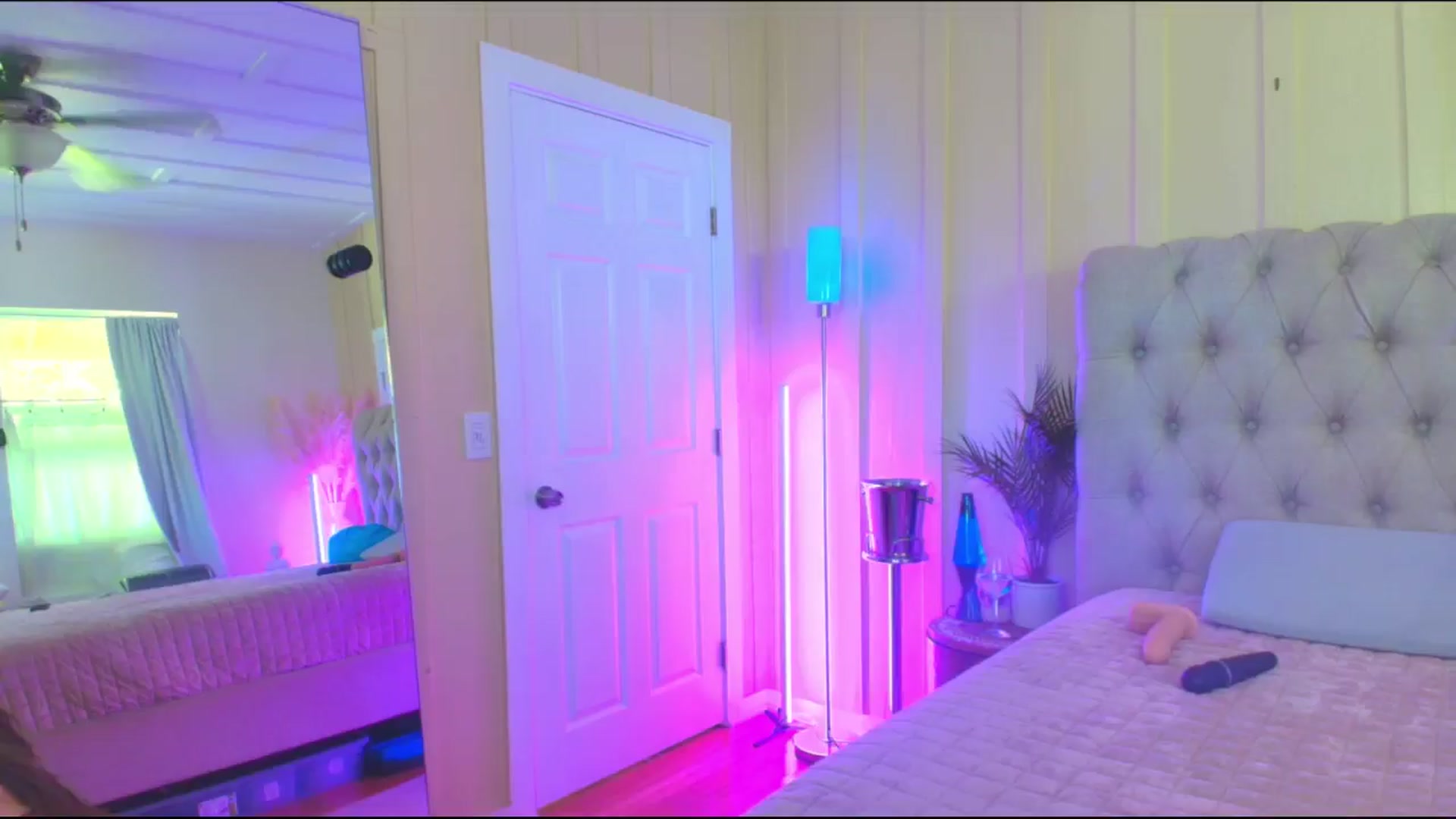 Gallery image thumbnail from ada_lovelace's myfreecams stream on, 01/15/2025, 01:04 image 20 of 20