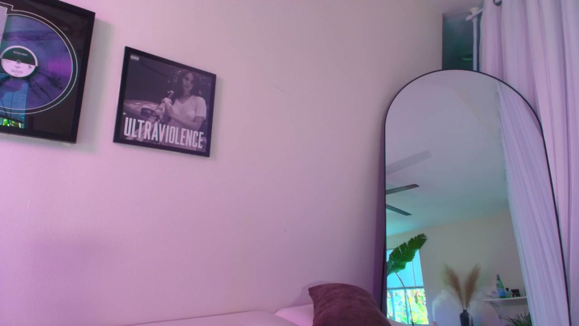 Gallery image thumbnail from ada_lovelace's myfreecams stream on, 02/23/2025, 02:20 image 14 of 20