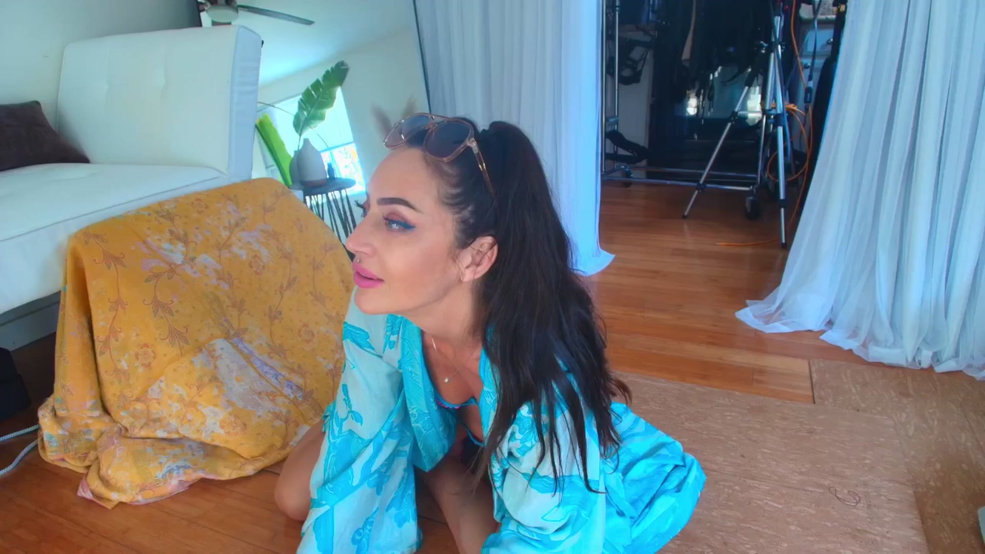 Gallery image thumbnail from ada_lovelace's myfreecams stream on, 02/28/2025, 01:39 image 10 of 20