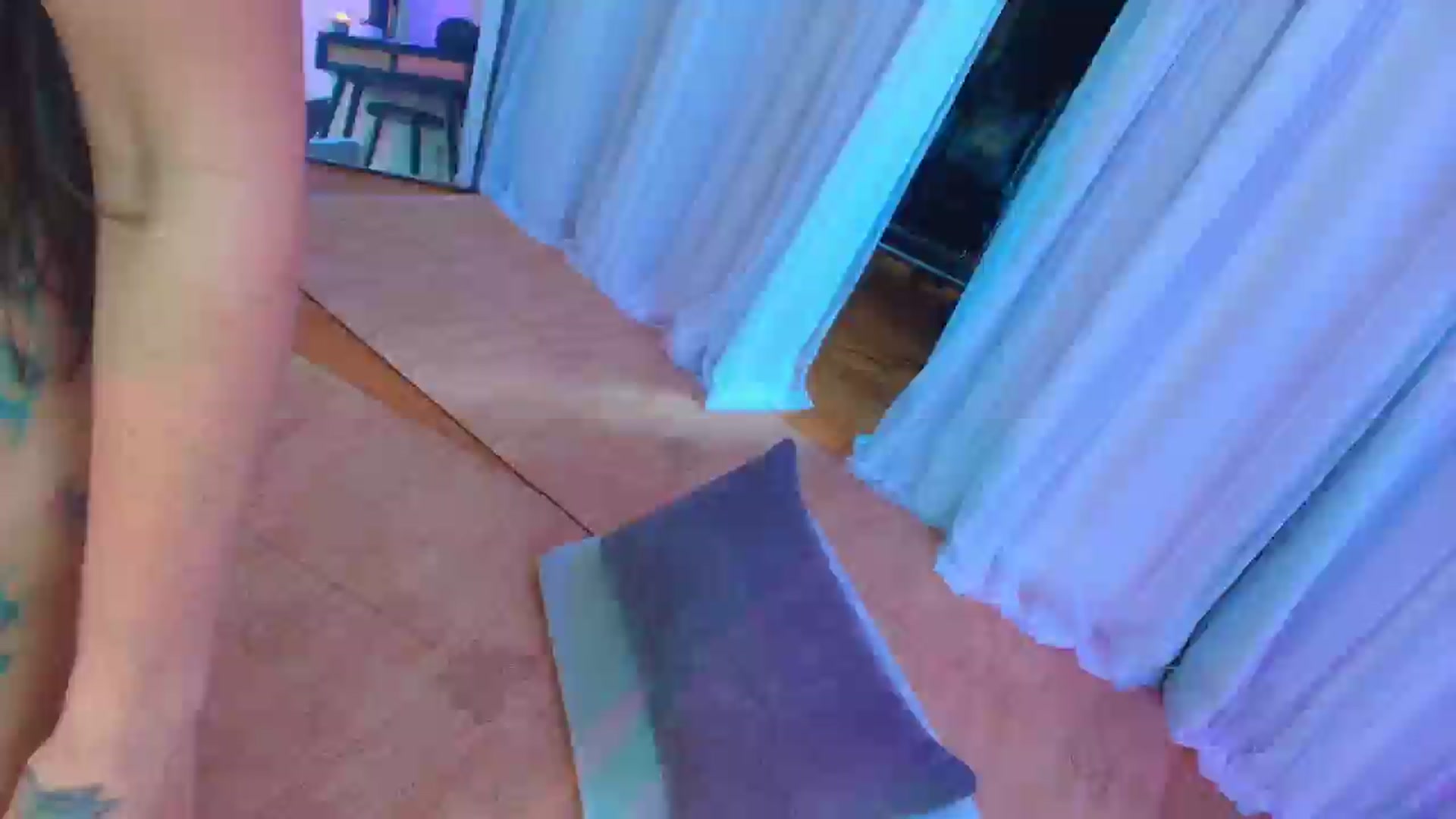 Gallery image thumbnail from ada_lovelace's myfreecams stream on, 04/05/2025, 03:05 image 19 of 20