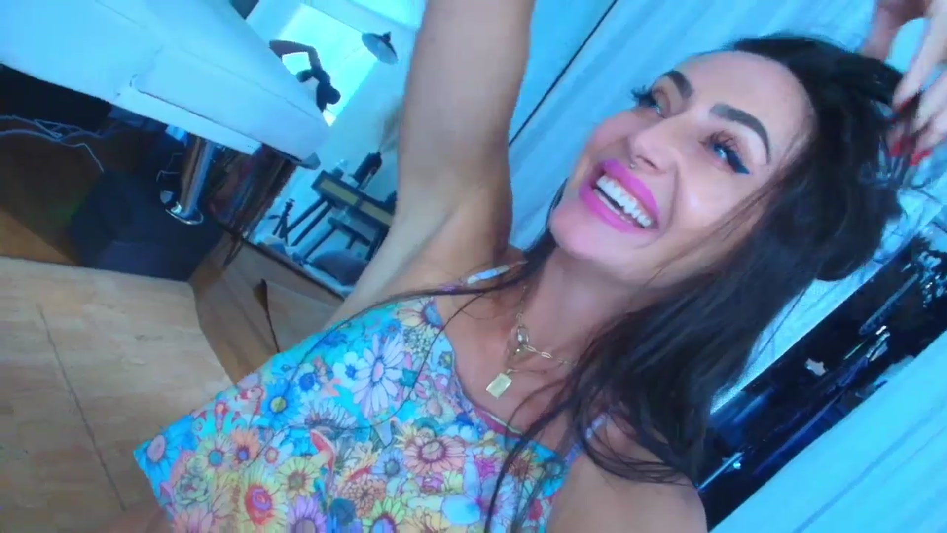 Gallery image thumbnail from ada_lovelace's myfreecams stream on, 04/13/2025, 03:46 image 17 of 20