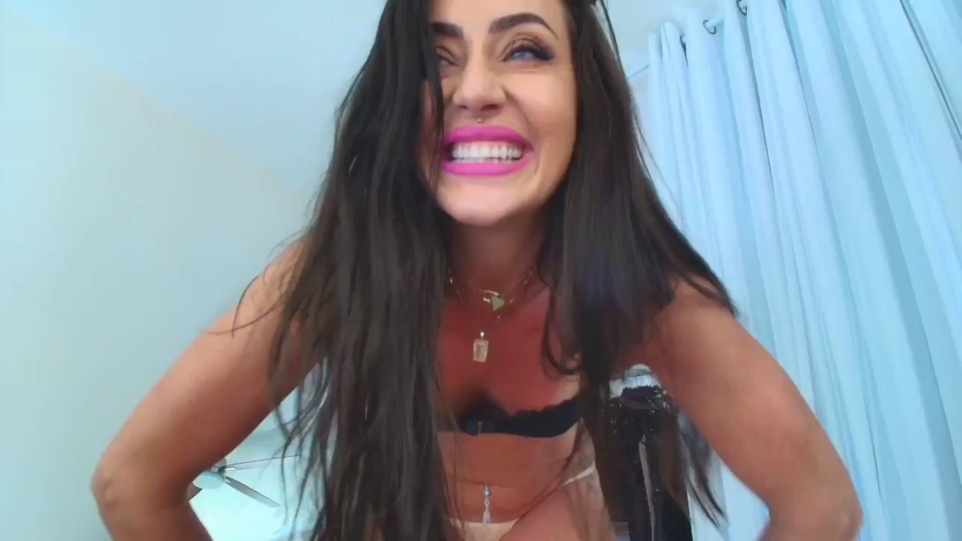 Gallery image thumbnail from ada_lovelace's myfreecams stream on, 04/17/2025, 01:56 image 6 of 20