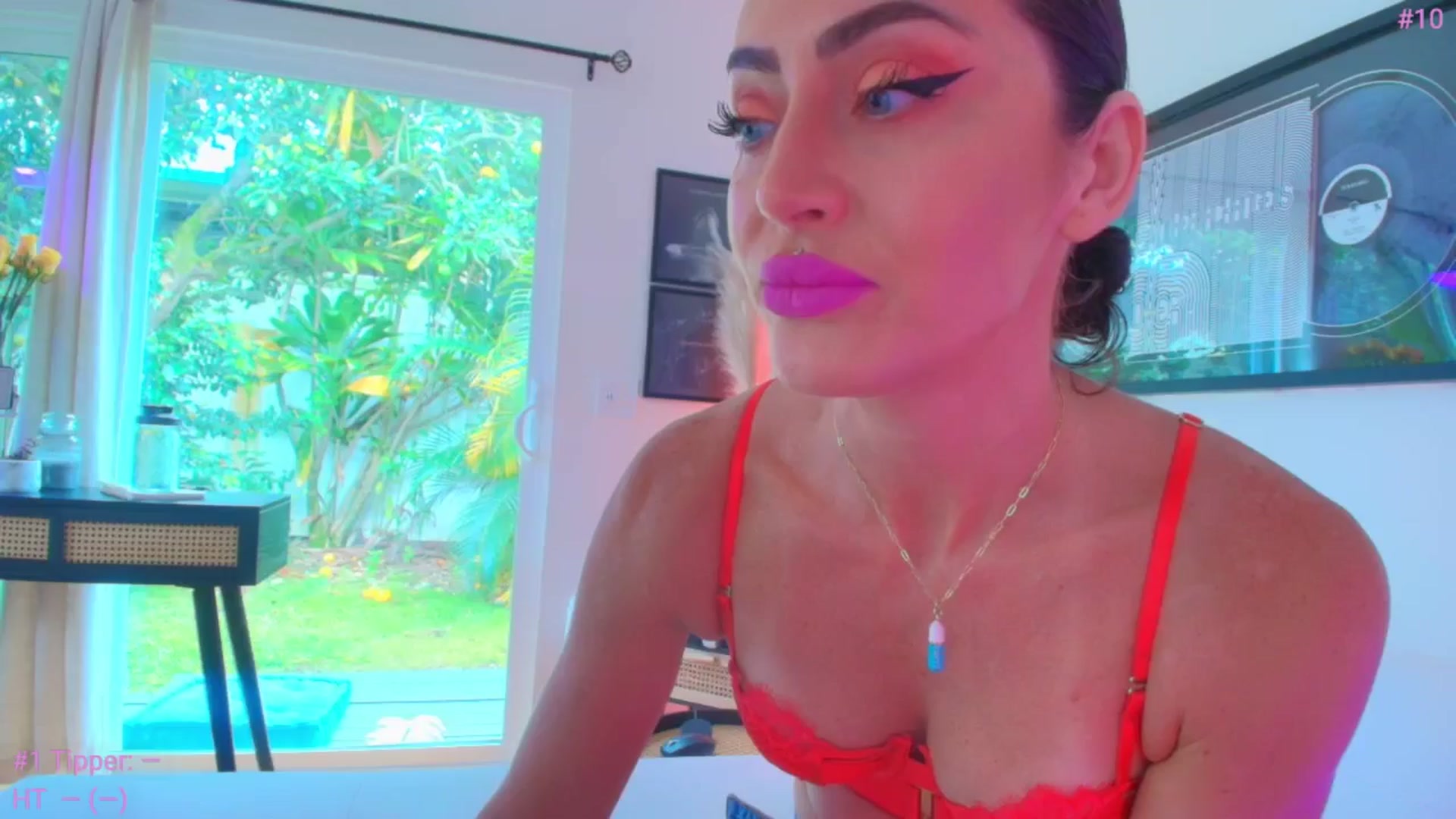 Gallery image thumbnail from ada_lovelace's myfreecams stream on, 05/15/2025, 20:23 image 4 of 20