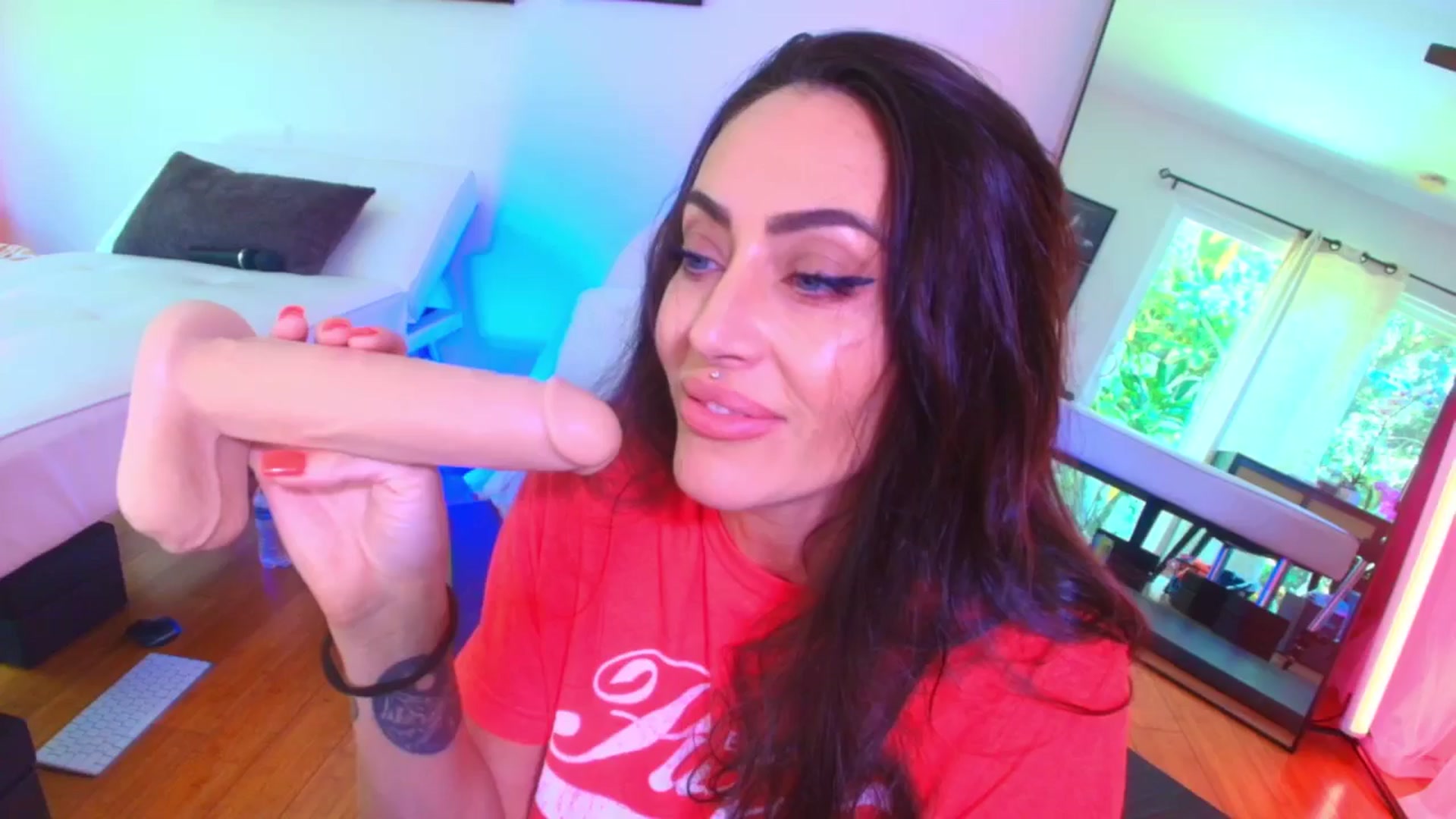Gallery image thumbnail from ada_lovelace's myfreecams stream on, 05/27/2025, 02:50 image 13 of 20