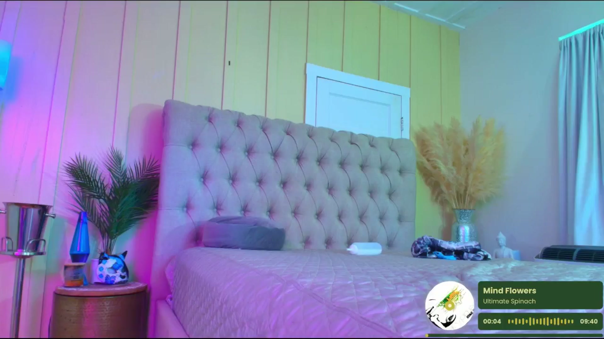 Gallery image thumbnail from ada_lovelace's myfreecams stream on, 06/10/2025, 02:07 image 12 of 20