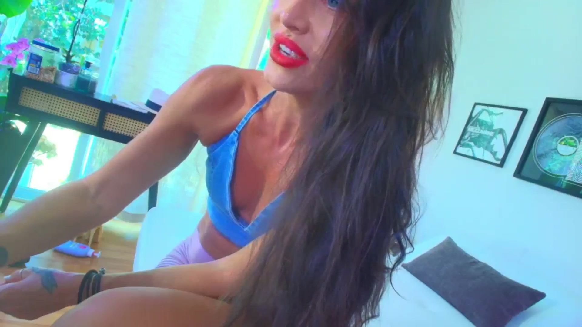 Gallery image thumbnail from ada_lovelace's myfreecams stream on, 06/20/2025, 24:01 image 14 of 20