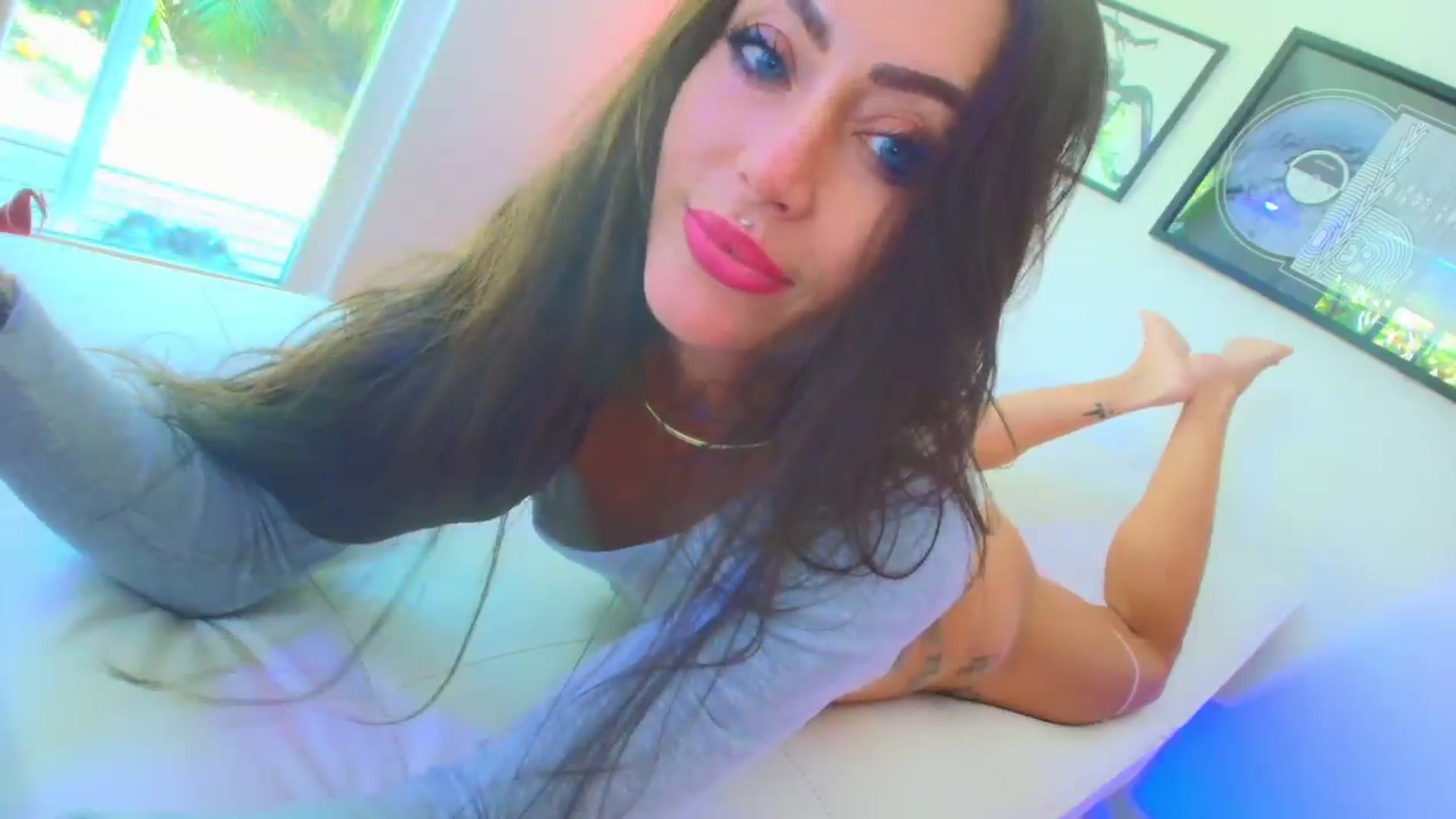 Gallery image thumbnail from ada_lovelace's myfreecams stream on, 08/06/2025, 01:29 image 12 of 20