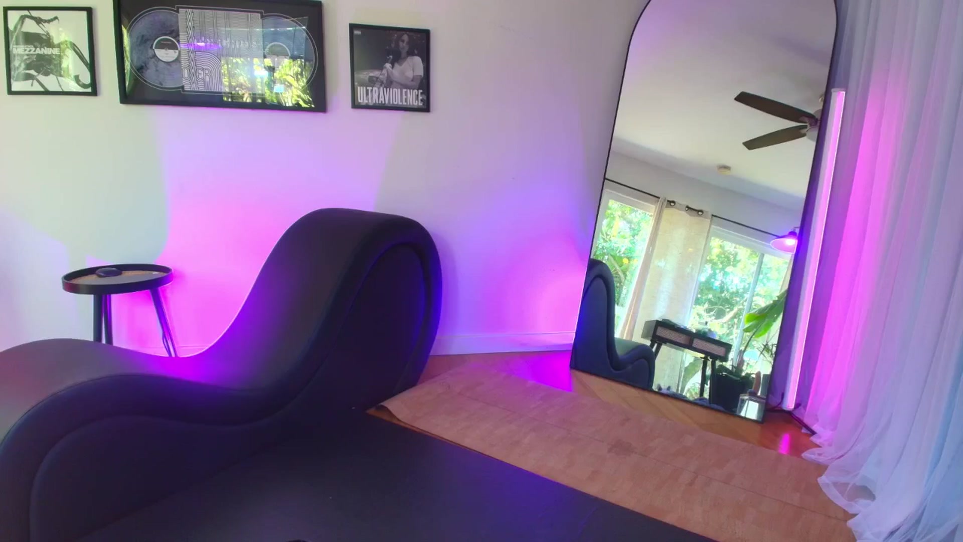 Gallery image thumbnail from ada_lovelace's myfreecams stream on, 08/12/2025, 03:53 image 16 of 20